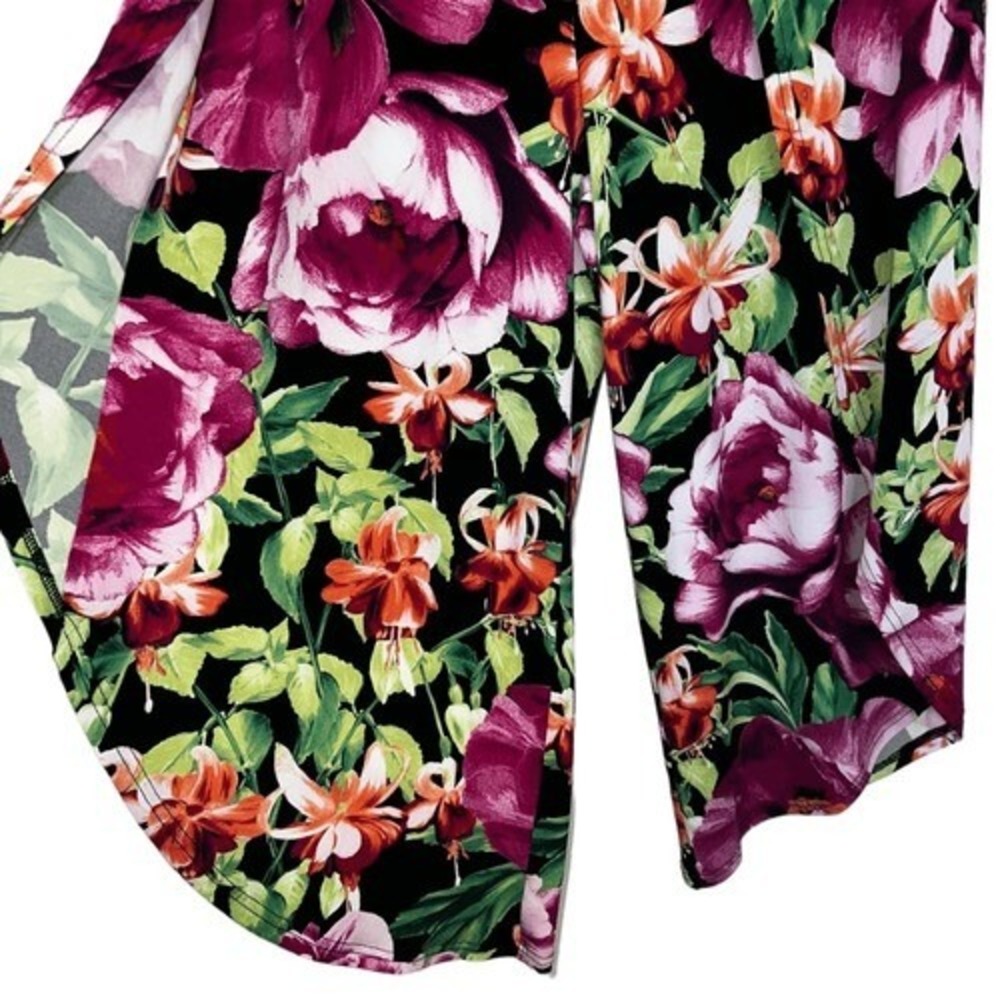G.I.L.I. Black Floral Wide Leg Pull On Knit Cape Pants NWOT Size XS - Picture 4 of 9